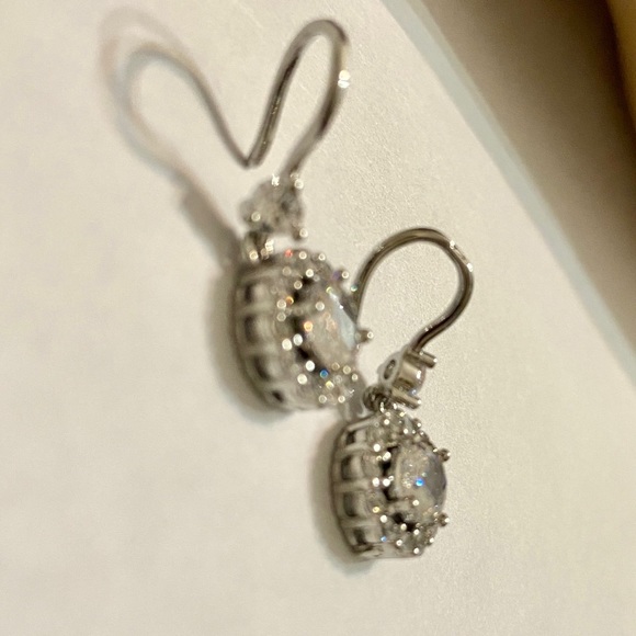 Faux Diamond Cubic Zirconia 925 Silver Filled Stud Dangling Earrings - Picture 4 of 8